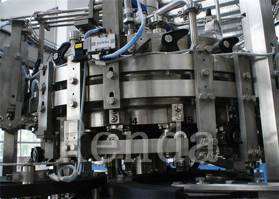 Le jus de fruit chaud peut la machine de remplissage la machine remplissante et de capsulage 6000 BPH de 2-In-1