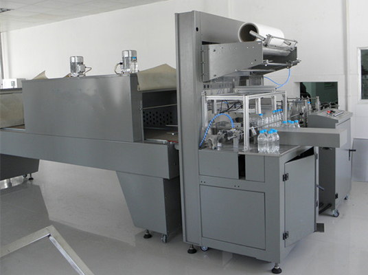 Machines de conditionnement automatisées de film de rétrécissement pour l'OIN de la CE de machine d'enveloppe de rétrécissement d'usine d'emballage de l'eau
